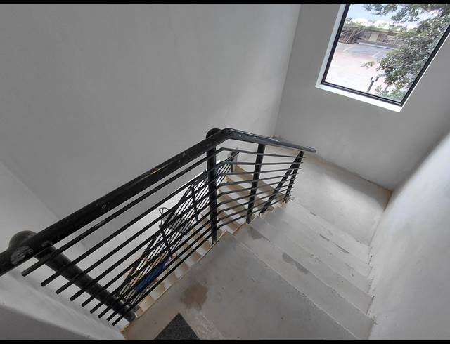 335M² OFFICE TO LET IN HALFWAY HOUSE